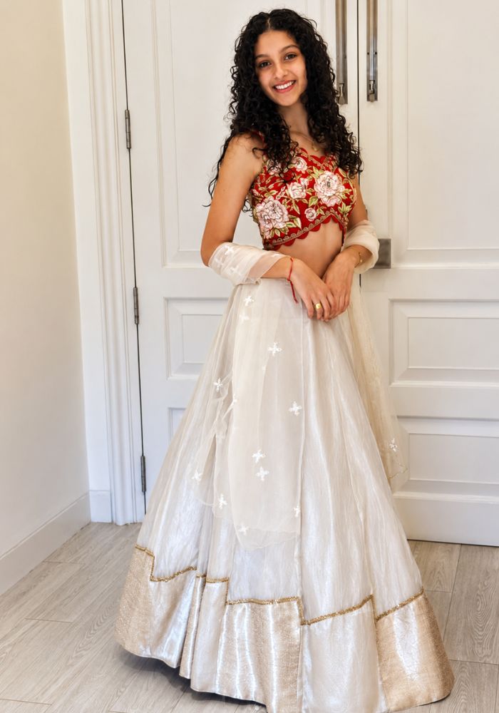 Sitara Ghattamaneni Age, Height, Education, Family, Career, Net Worth & More