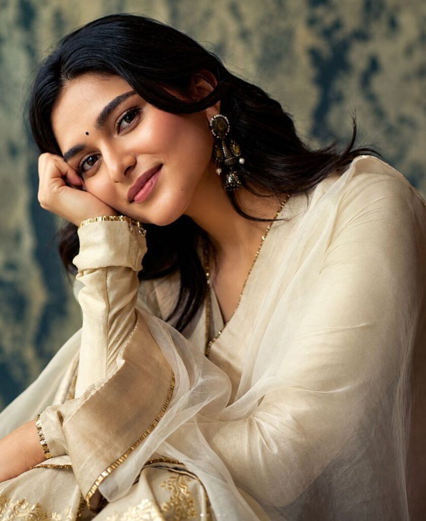 Kayadu Lohar Biography (2026): Age, Height, Movies, Boyfriend & Net Worth